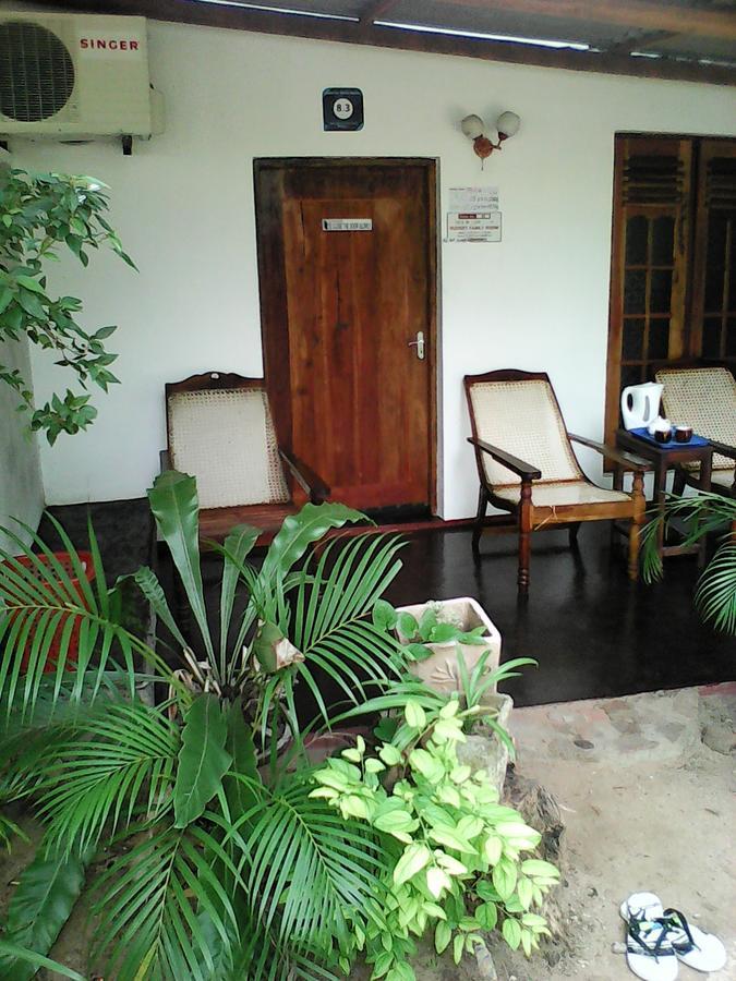Lotus Inn Tourist Resort Dambulla Exterior photo