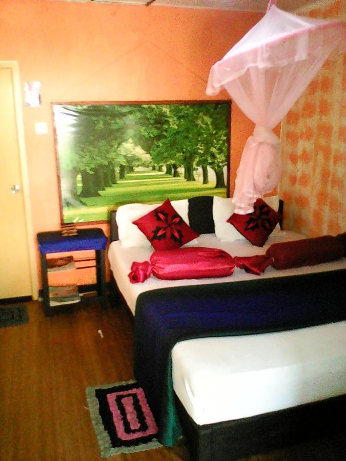 Lotus Inn Tourist Resort Dambulla Exterior photo