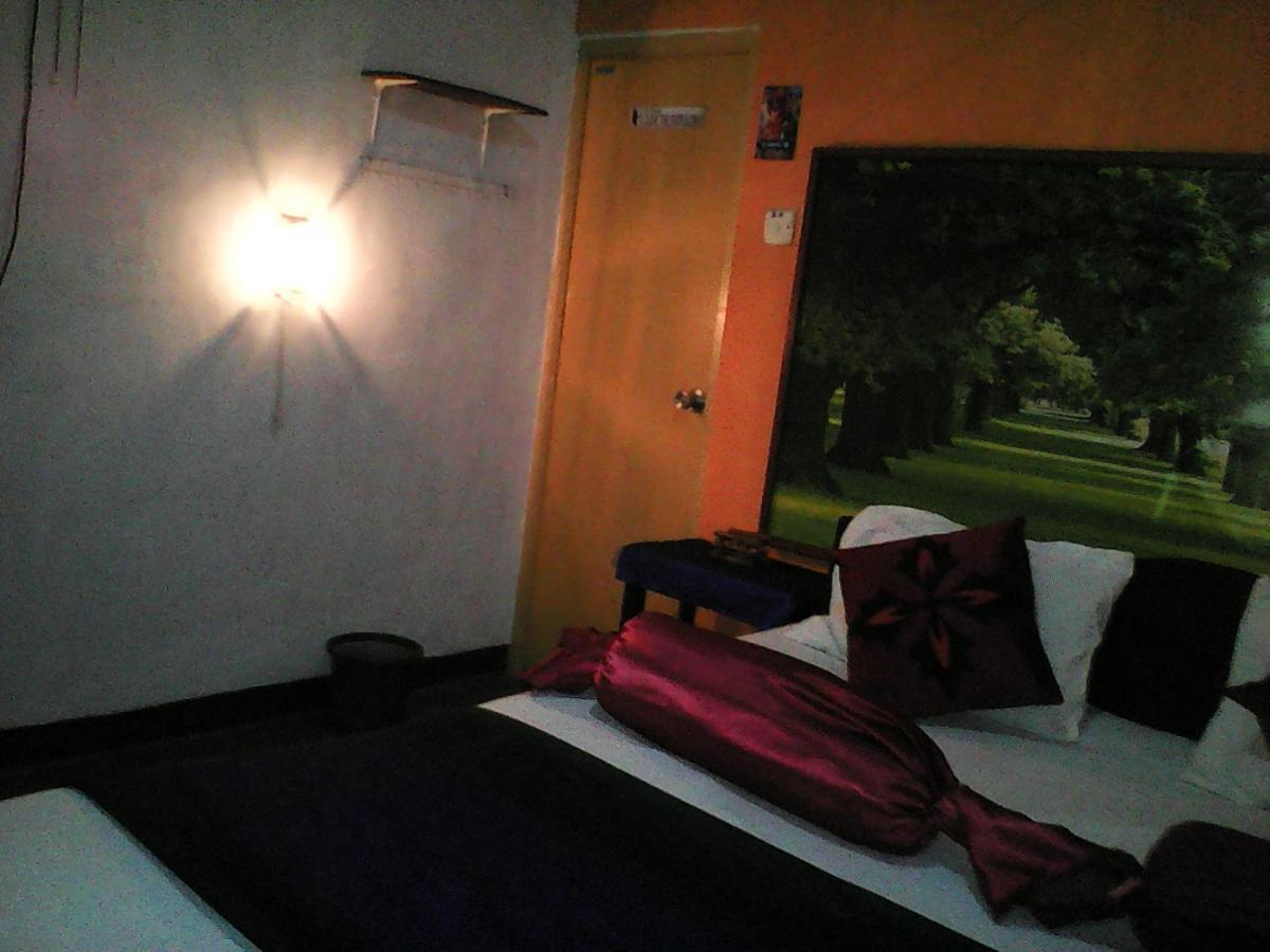 Lotus Inn Tourist Resort Dambulla Exterior photo